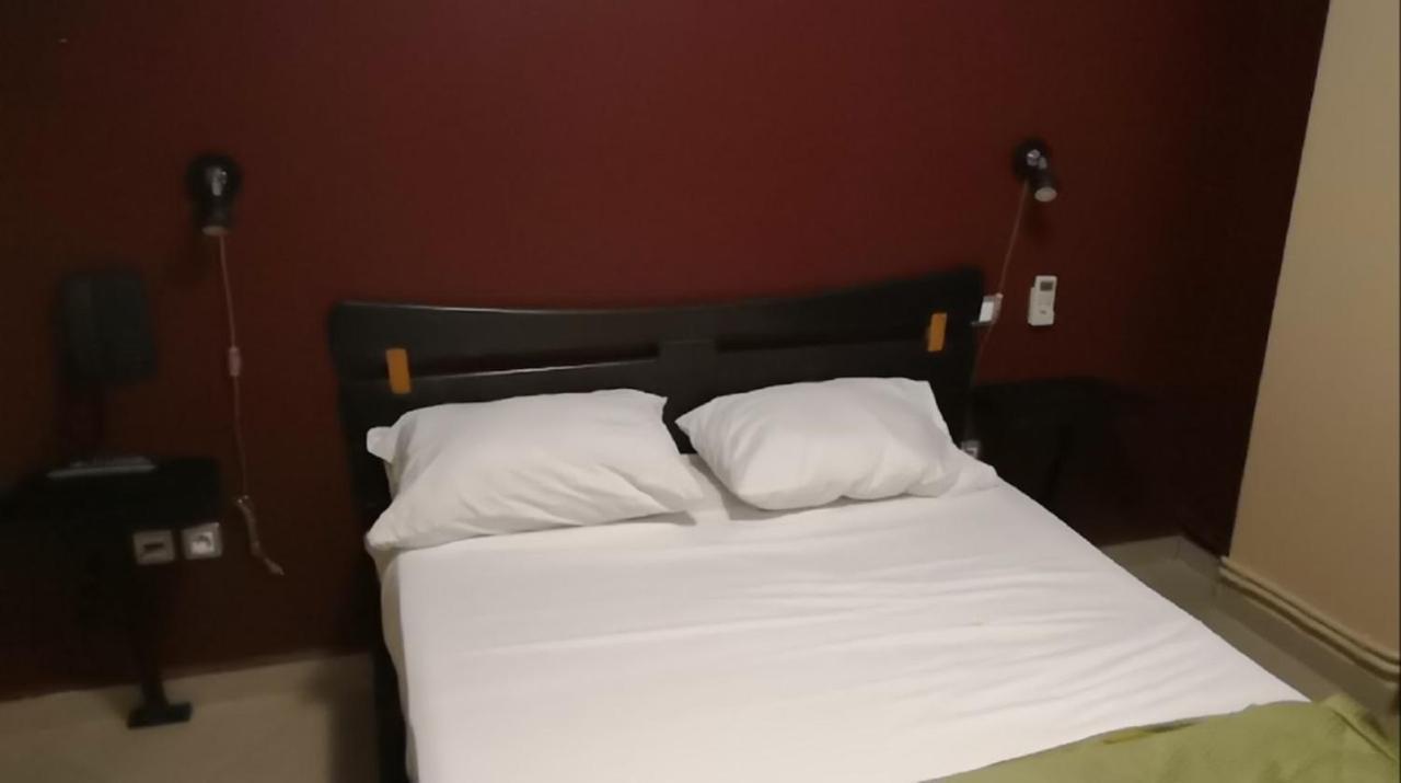 Roza Hotel Bab Ezzouar エクステリア 写真